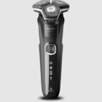Philips Series 5000 Wet & Dry Electric Shaver S5898/35 - Image 2